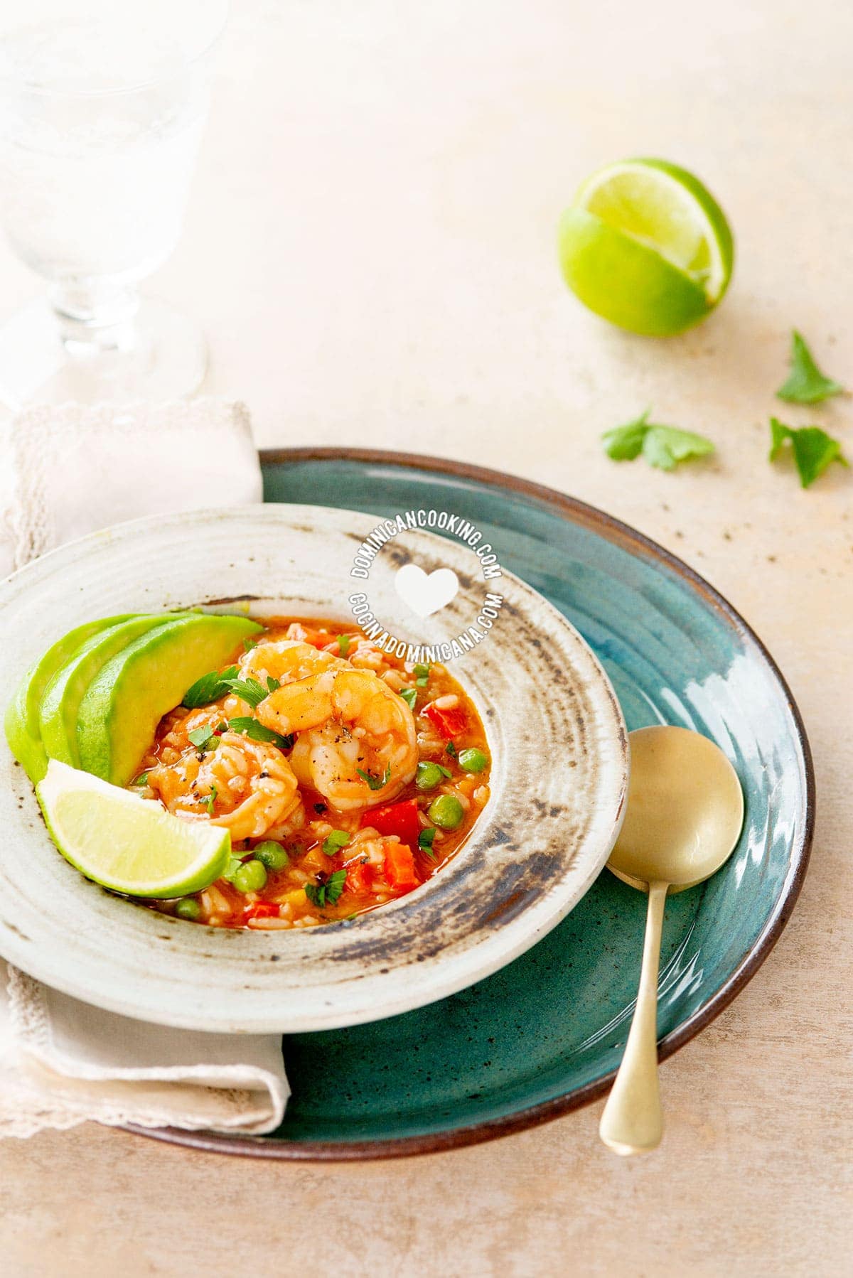 Asopao de camarones (shrimp and rice pottage).