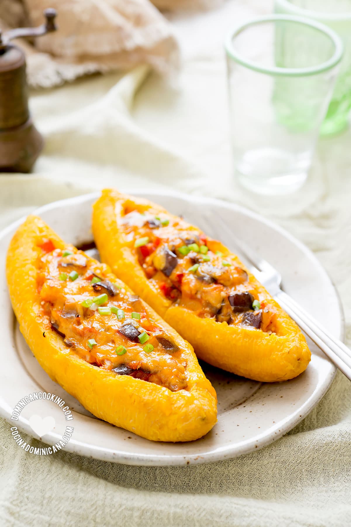 Ripe plantain boats (canoas) with eggplants.