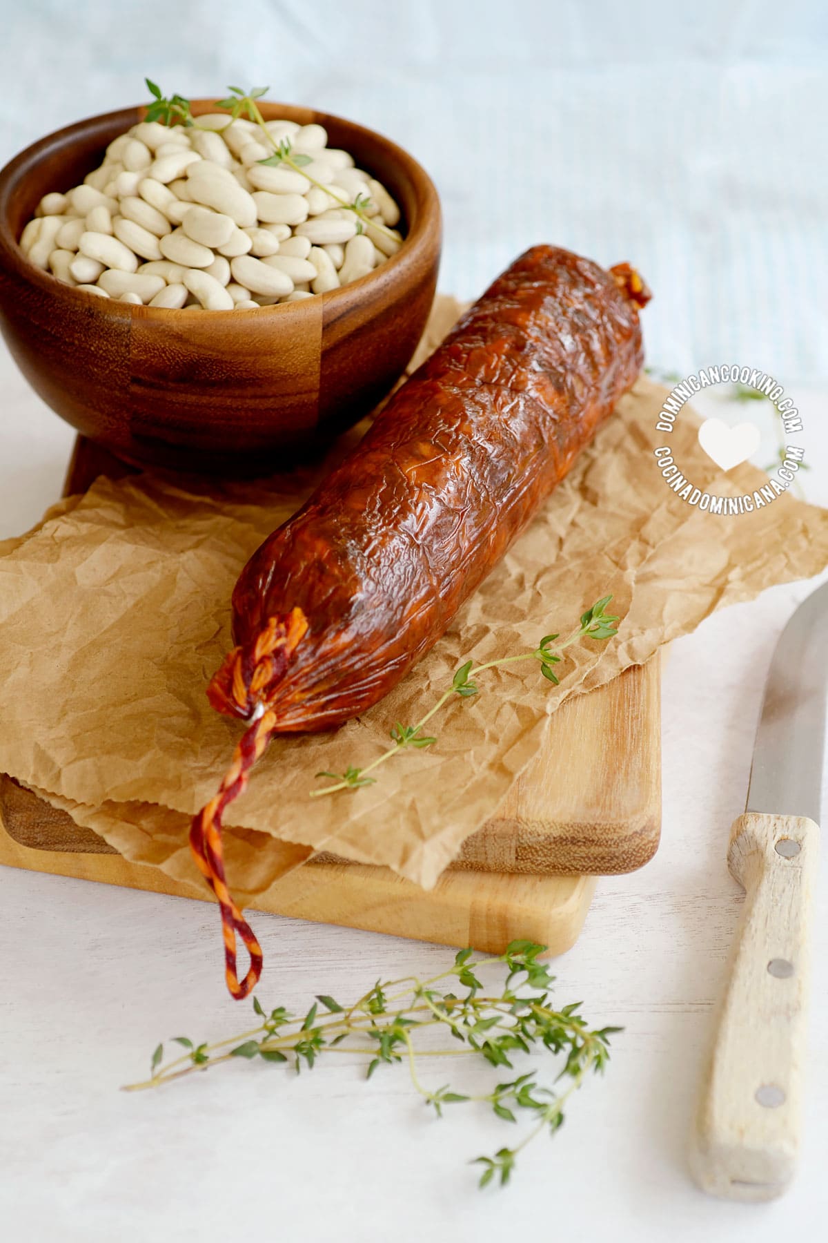 Ingredients for habichuelas blancas.