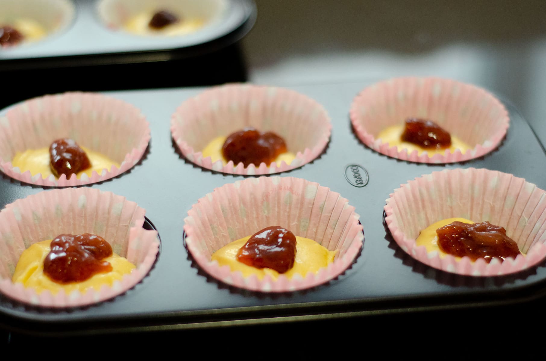 Adding the filling.