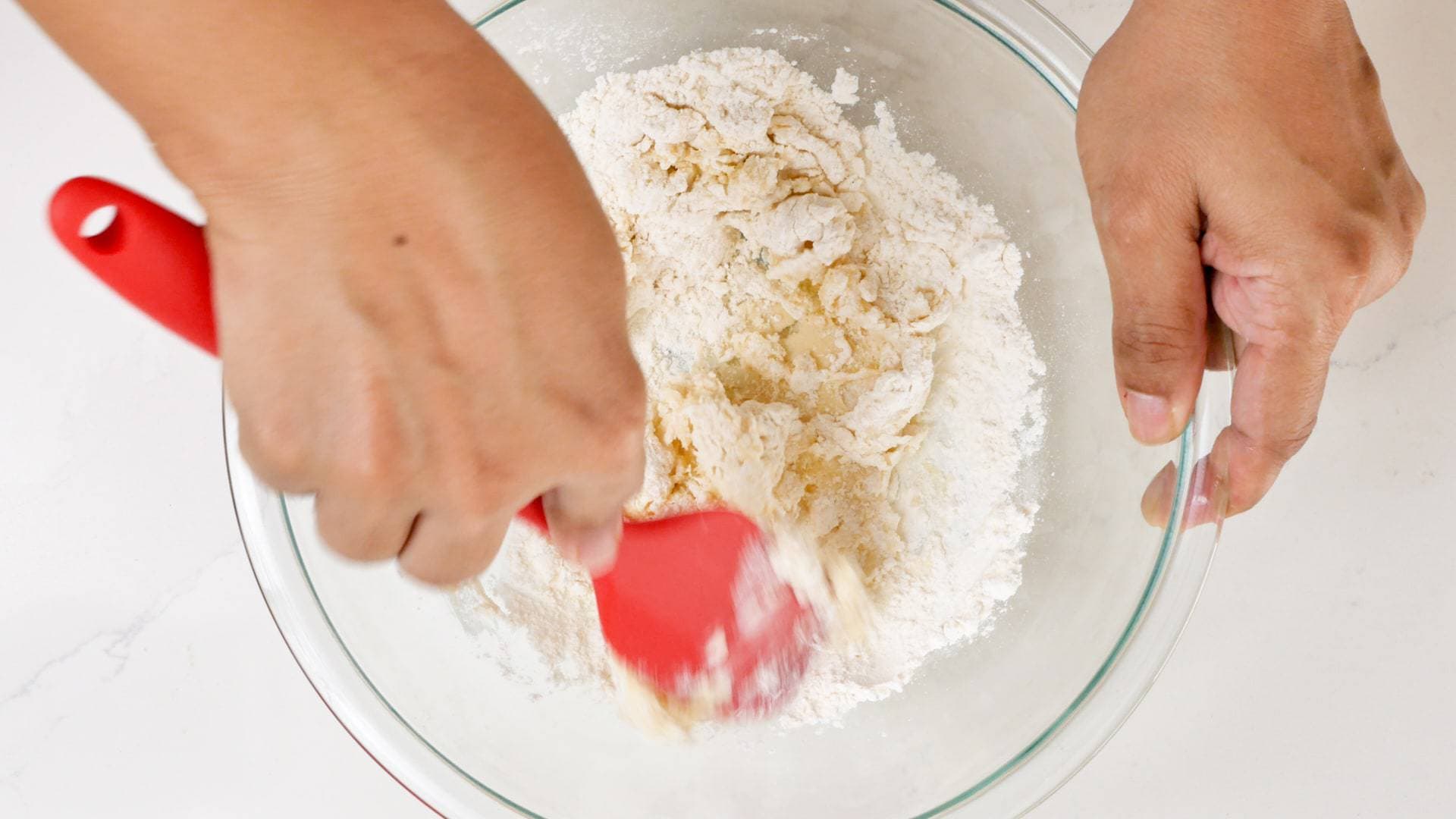 Mixing dough for domplines