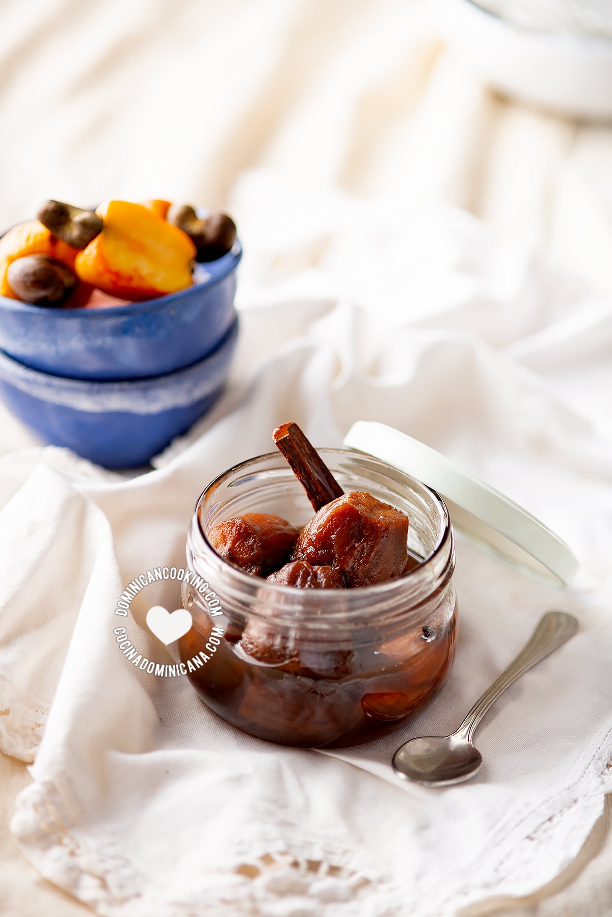 Dulce de cajuil (cashew apple jam).
