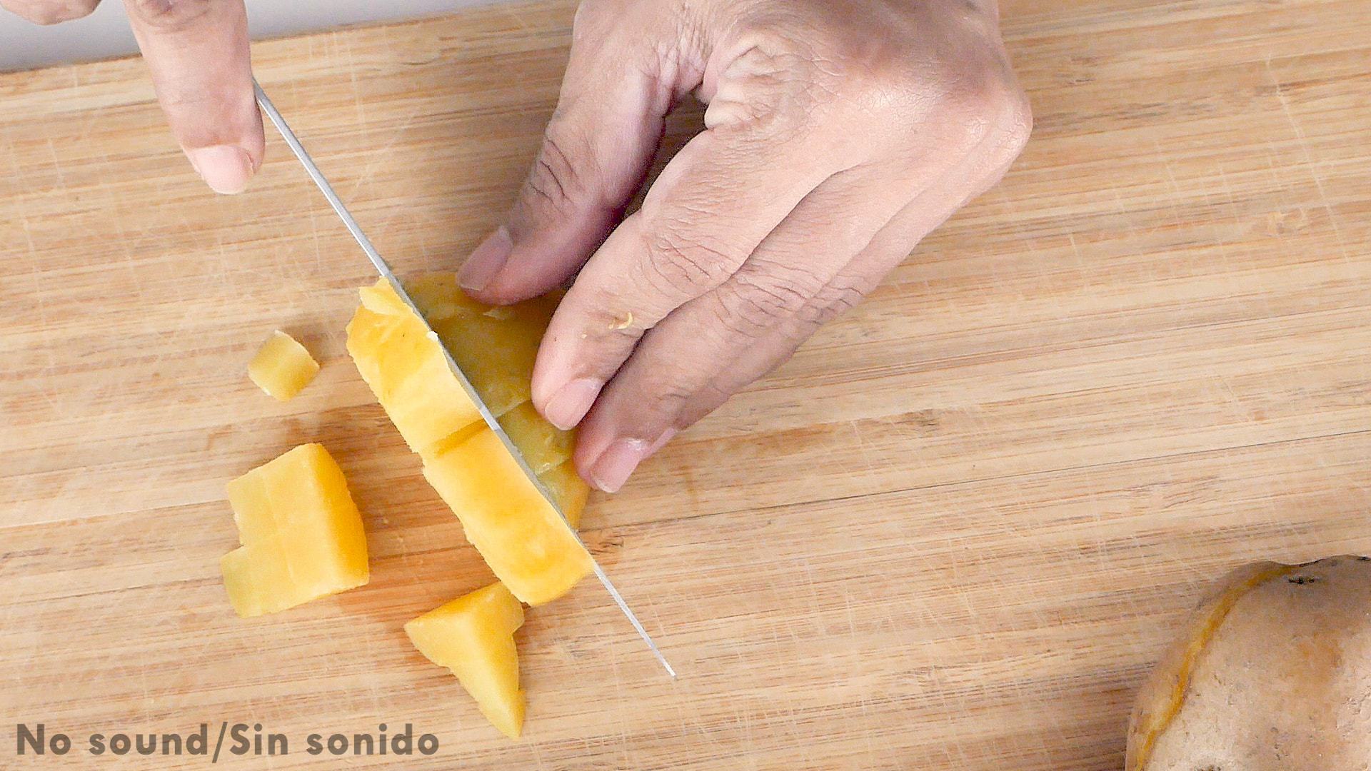 Dicing ingredients