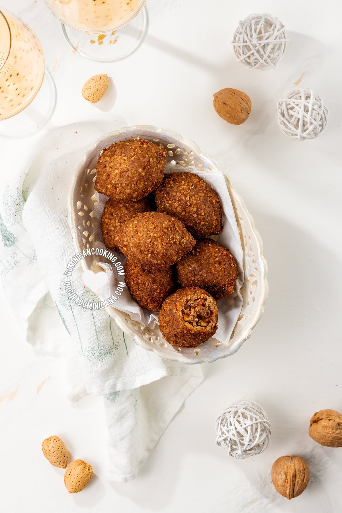 Dominican kipes.