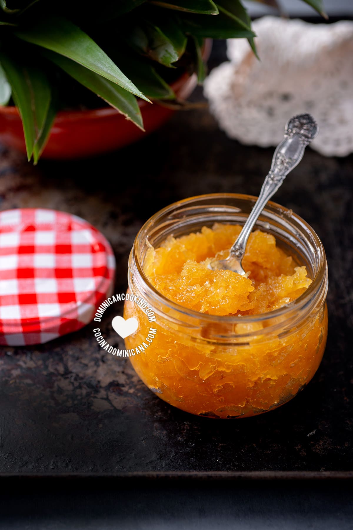 Pineapple cake filling.