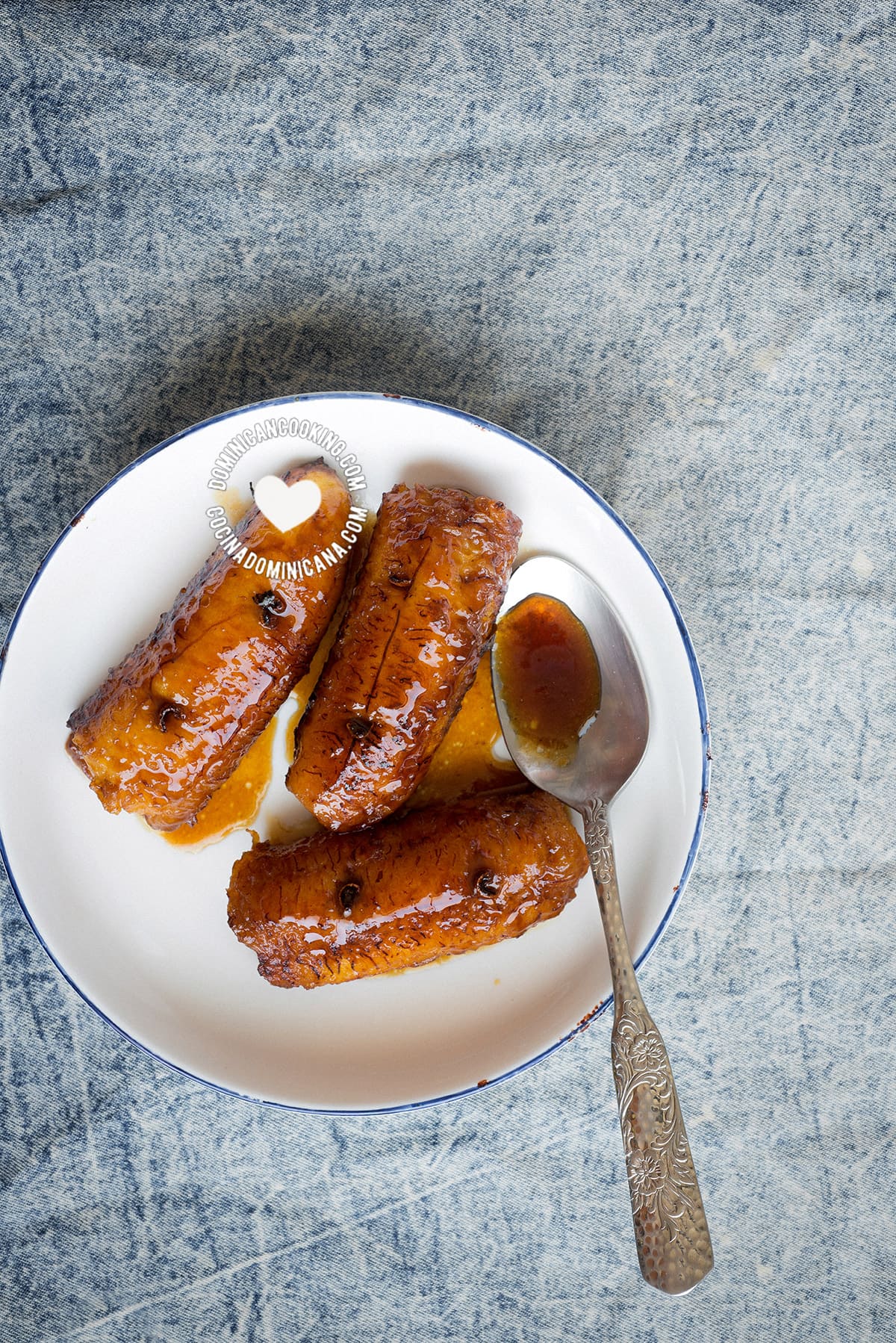 Platanos al Caldero Dominicano (Caramelized Ripe Plantains).