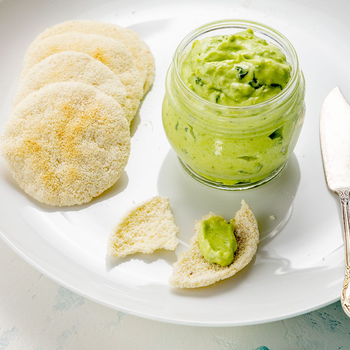 Avocado dipping sauce.