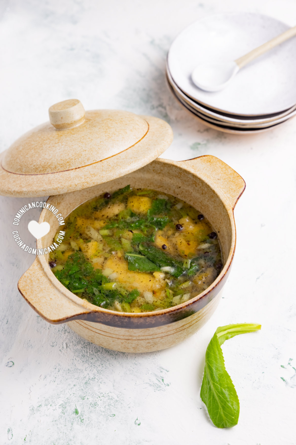 Aguají: sopa de plátano asado.