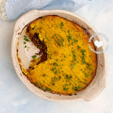 Pastelon vegano de platano maduro.